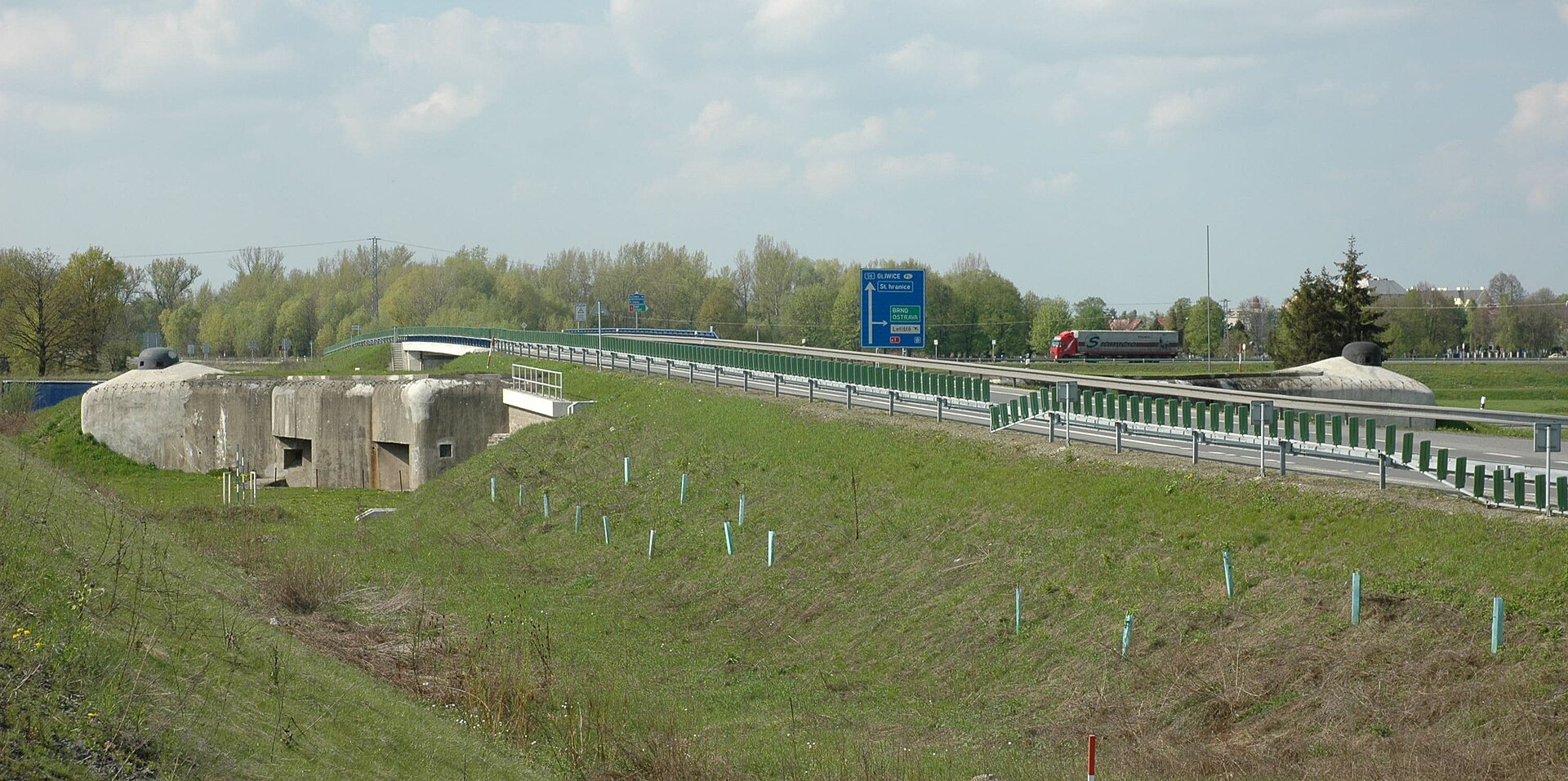 MO-S 5 — zachovalý srub bez zpětné přestavby